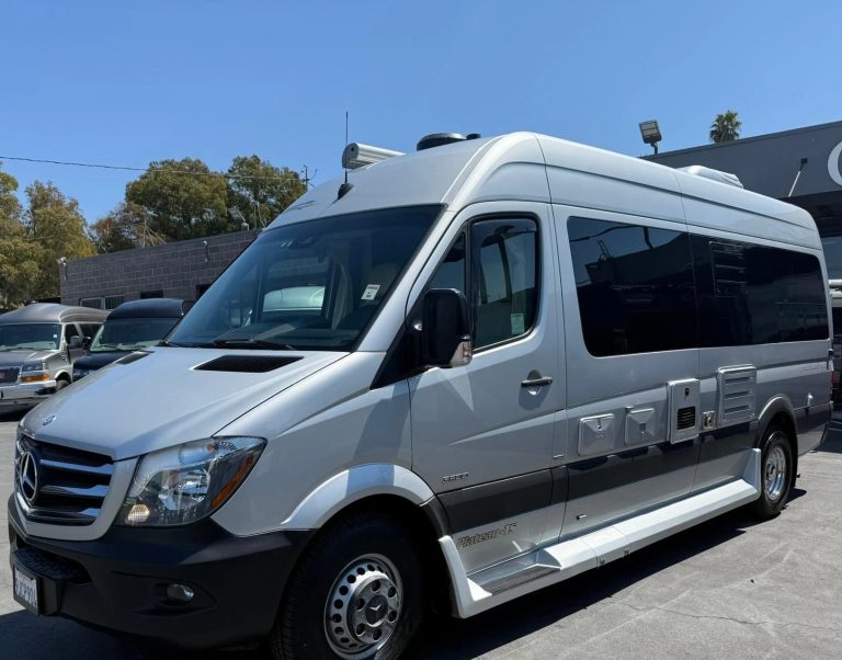 2016 PLEASURE WAY PLATEAU TS - 2015 Mercedes-Benz Sprinter Cargo 3500