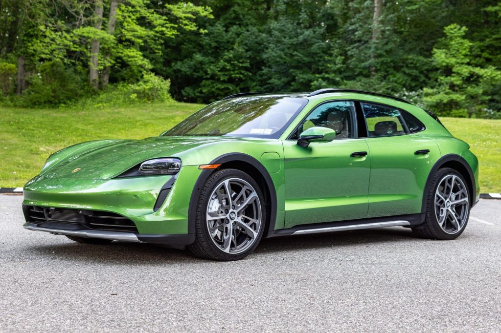 2022 Porsche Taycan 4S Cross Turismo