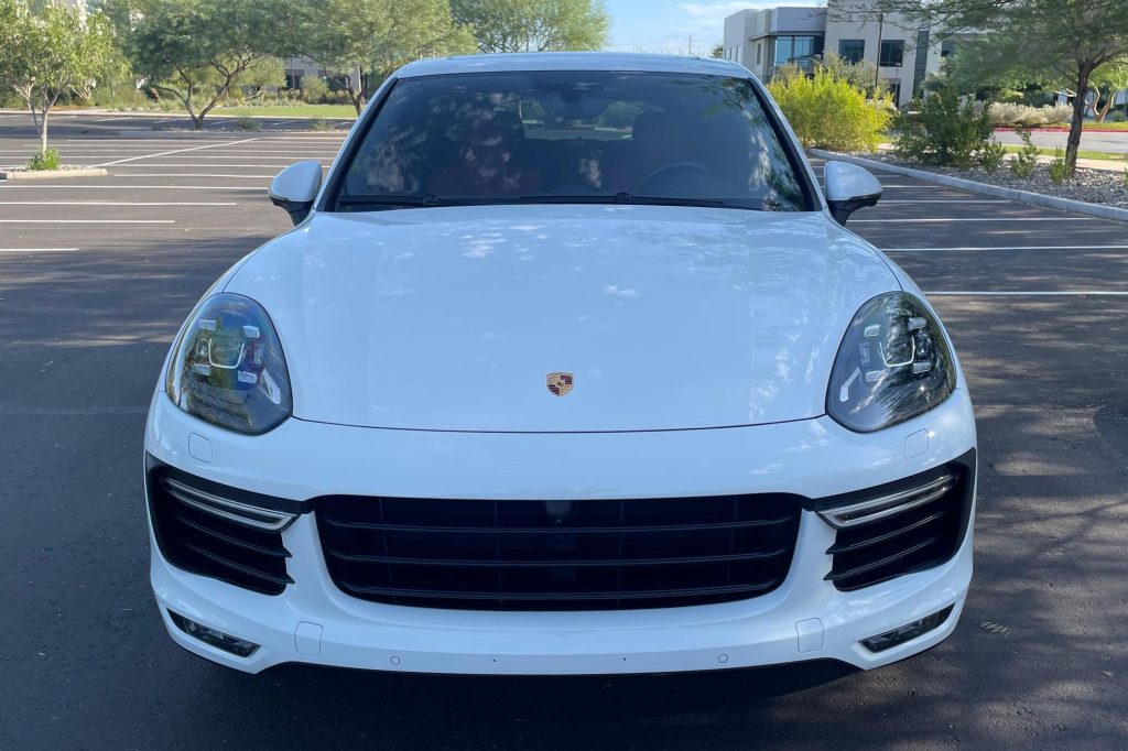 2016 Porsche Cayenne Turbo
