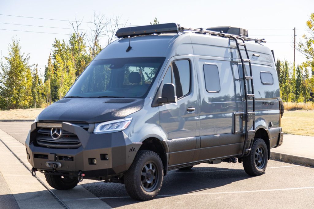 2020 Mercedes Sprinter 4×4 – Winnebago Revel Camper Conversion